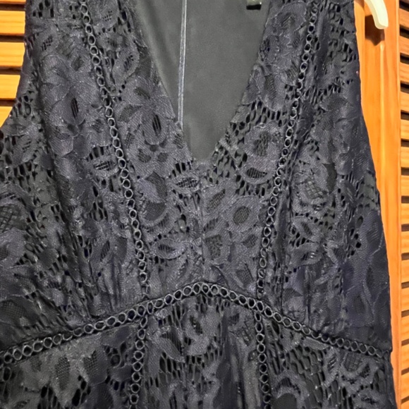 Purple lace dress size 6 - Picture 3 of 6